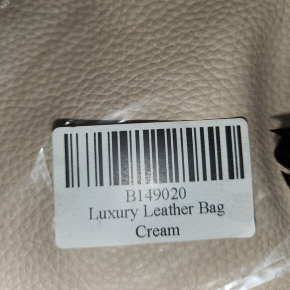 M.I.L.A. - Luxury Soft Creamy Leather Crossbody - NWT - Picture 9 of 9